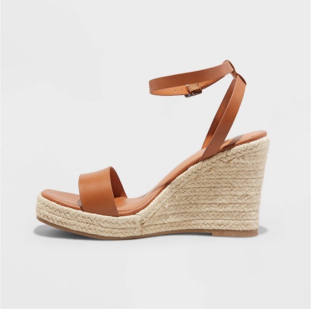 A New Day Wedge sandal, Brand new! Never worn! SO CUTE